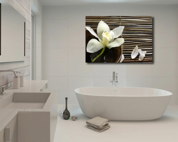 Quadro moderno benessere Spa "PETALI DI LILIUM SU BAMBOO" - Stampa su tela