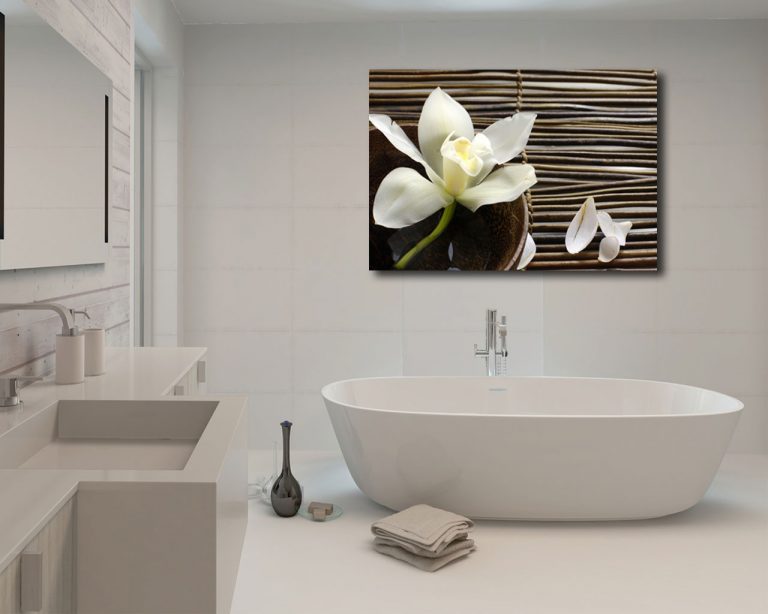 Quadro moderno benessere Spa "PETALI DI LILIUM SU BAMBOO" - Stampa su tela