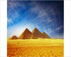 piramidi nel deserto