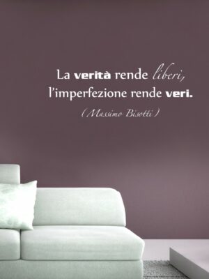 Adesivo da parete frase Massimo Bisotti "LA VERITÀ RENDE LIBERI"
