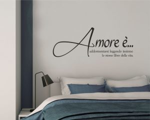 adesivo murale-amore è...