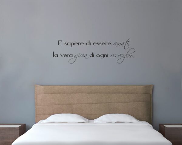 Adesivo da parete frase amore "LA GIOIA DI OGNI RISVEGLIO"