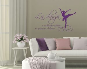 Adesivo murale-delicato equilibrio