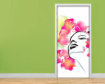 Decoro porta donna "VISO TRA I FIORI"