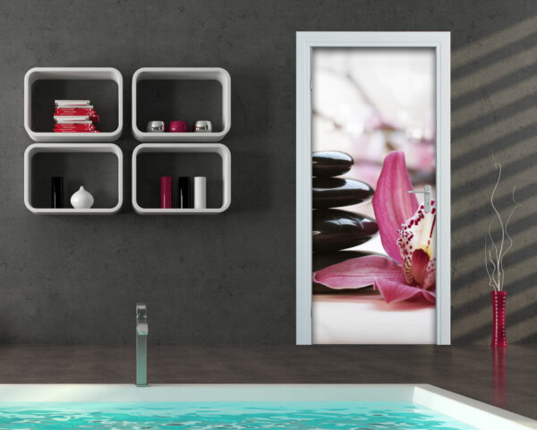 Decoro porta benessere "LILIUM CON PIETRE NERE"