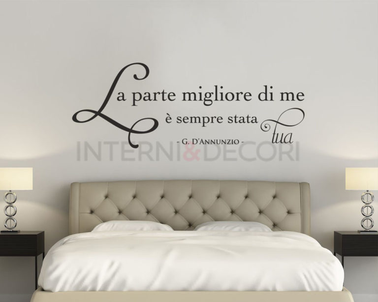 Adesivo da muro frase Gabriele D'Annunzio "L'INNOCENTE"