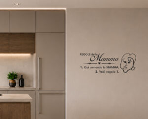 Adesivo da muro frase "LE REGOLE DELLA MAMMA"