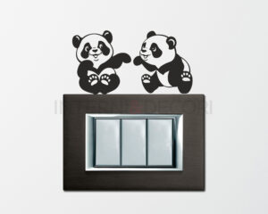 Adesivo per interruttori "PANDA GIOCHERELLONI" - Mini sticker murale