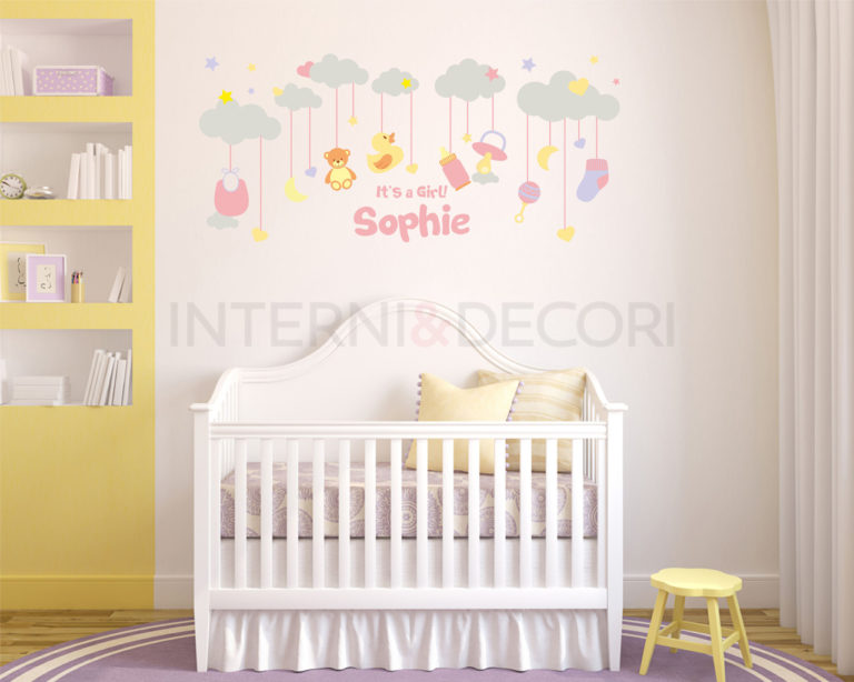Adesivo nascita bimba "TRA STELLE E NUVOLE" - Adesivo murale con nome