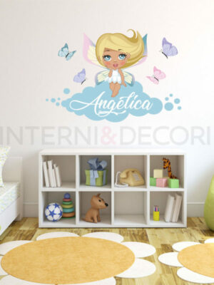 Adesivo da parete bimba "TRA DELICATE FARFALLE" - Adesivo murale con nome