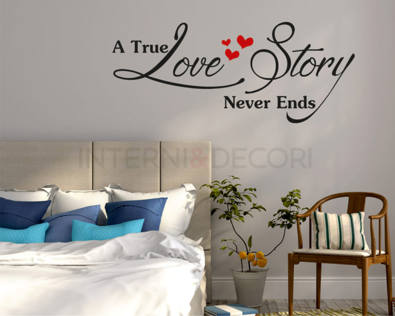 Adesivo da parete amore "A TRUE LOVE STORY NEVER ENDS" - Adesivo murale