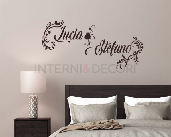 Adesivo da parete amore con nomi "DECORI CON CUORI"