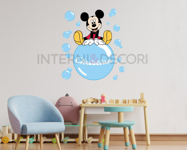 Adesivo da parete Topolino con nome "VOLANDO SU UNA BOLLA"