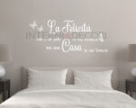 Adesivo da parete frase casa "LA FELICITÀ NON È UN POSTO..."