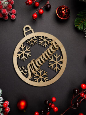 Pallina in legno con nome in rilievo "NATALE CON I FIOCCHI"
