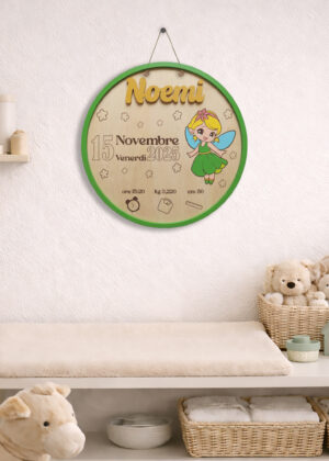 "UNA DOLCE FATINA” - Targa nascita in legno personalizzata con nome