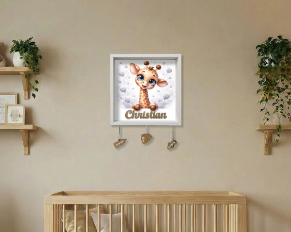 Quadretto nascita personalizzato con nome – BABY GIRAFFA TRA CUORICINI