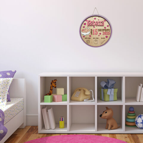 Targa nascita in legno personalizzata con nome - "IT'S A GIRL”