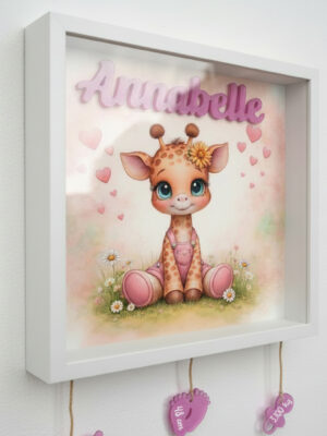Quadretto Nascita Personalizzato – Giraffina rosa tra fiori e cuori